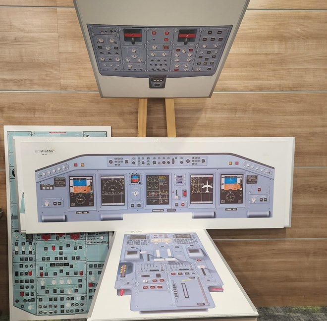 Advanced simulation and control panel training materials used at Linx Aviation to prepare students for real-world aviation challenges.